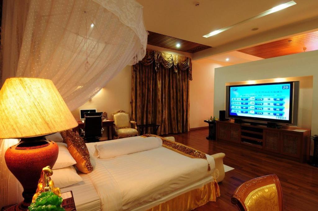 Myat Taw Win Hotel Naypyidaw Zewnętrze zdjęcie