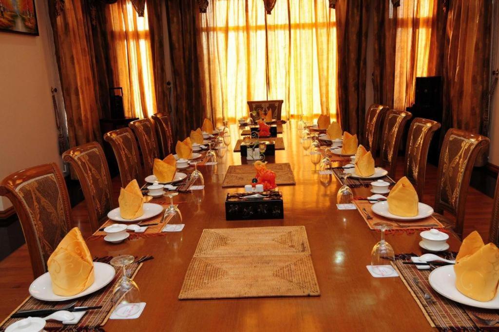 Myat Taw Win Hotel Naypyidaw Zewnętrze zdjęcie