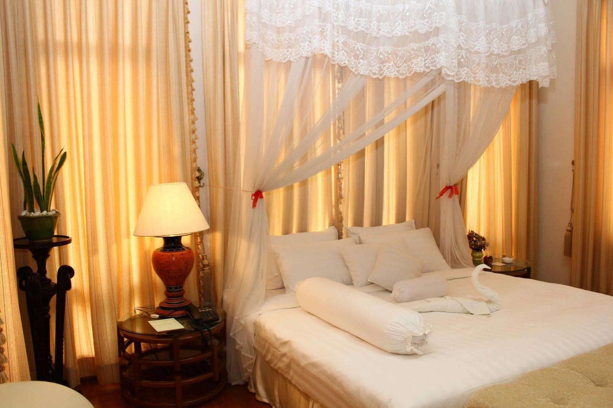 Myat Taw Win Hotel Naypyidaw Zewnętrze zdjęcie